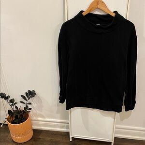KOTN Black Sweatshirt
